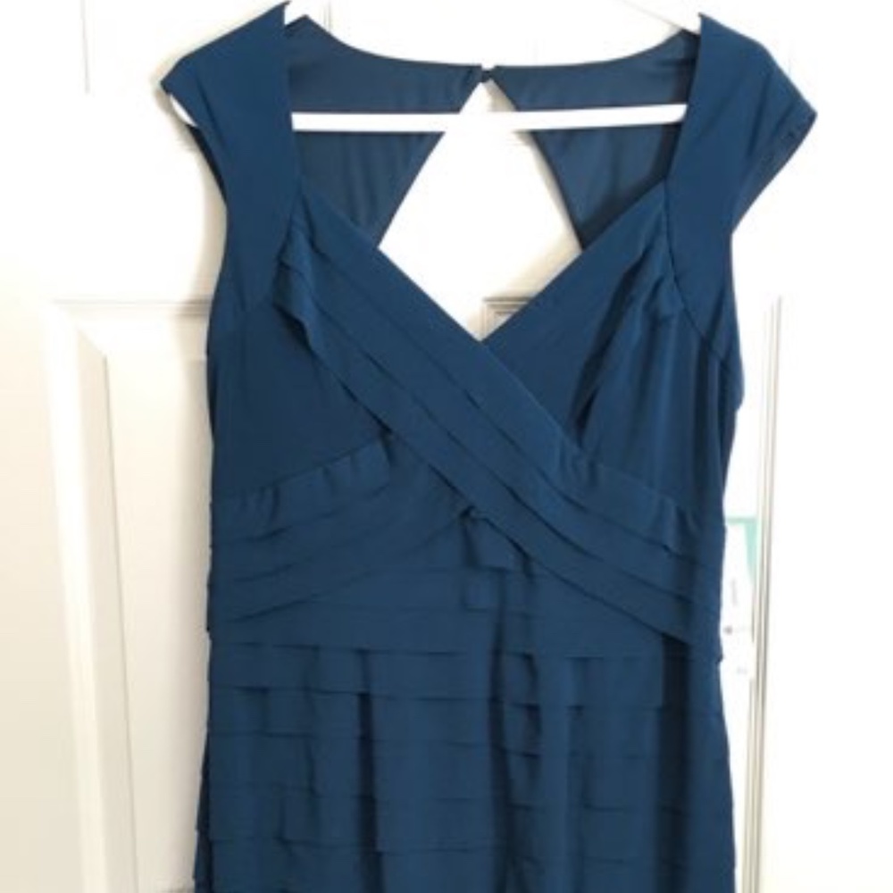 Jones Wear size 12, teal blue, sleeveless  dress